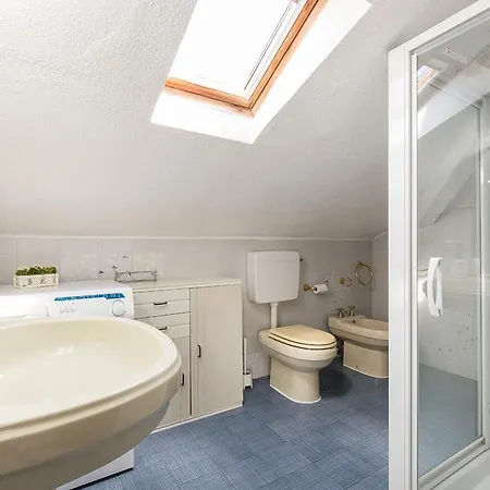 Apartament Alba *